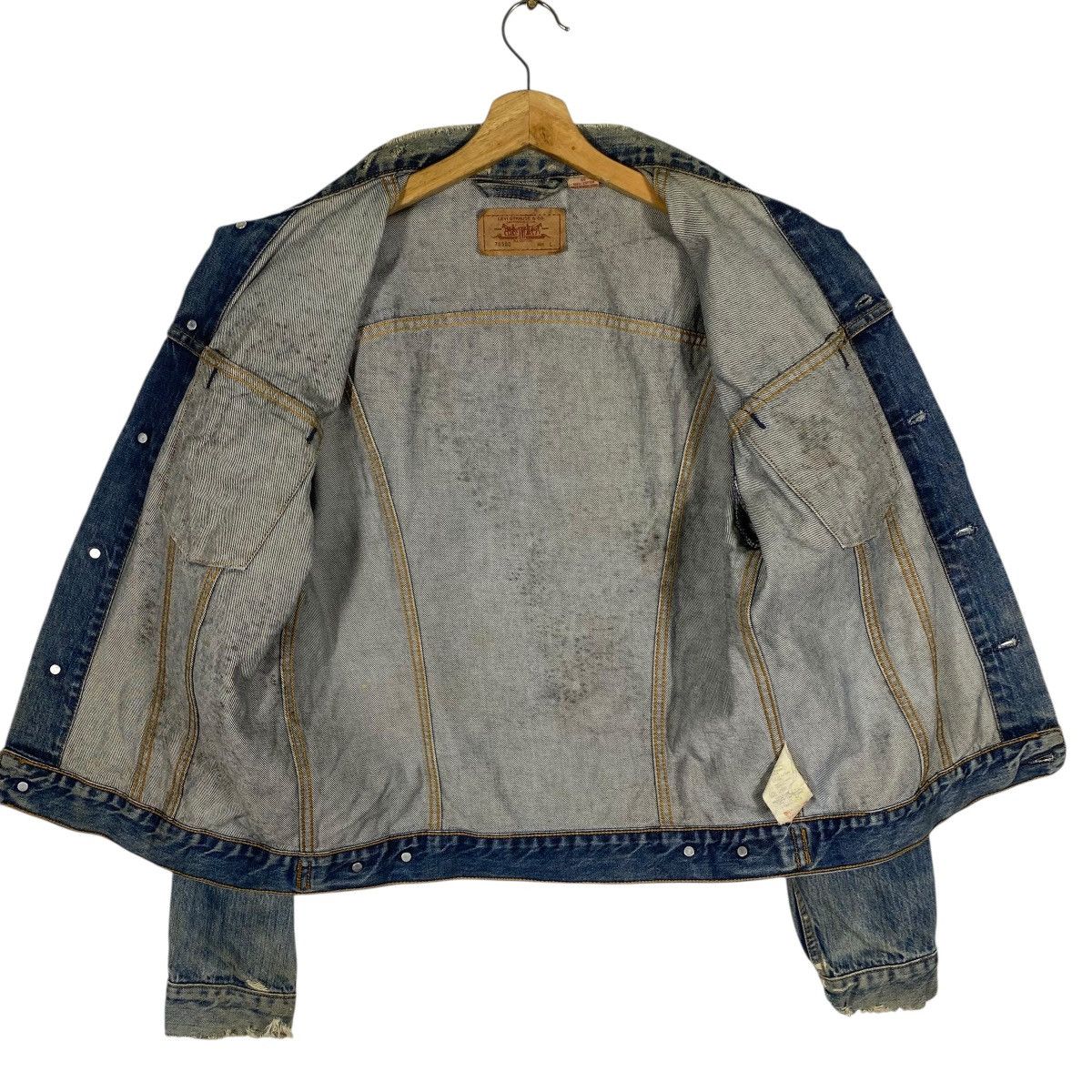 Levi's Levi's Type III Denim Trucker Distressed Jacket L Size Size US L / EU 52-54 / 3 - 10 Thumbnail