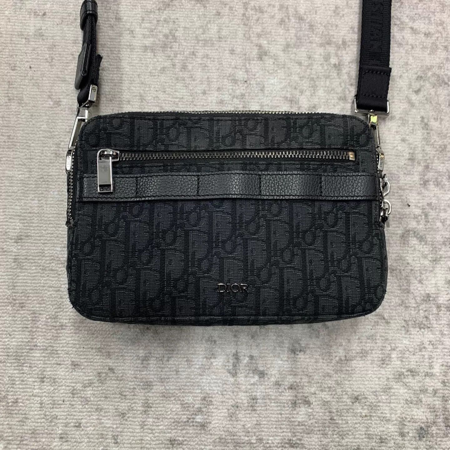 Dior Dior Safari Embroidered Oblique Shoulder Bag Size ONE SIZE - 3 Thumbnail