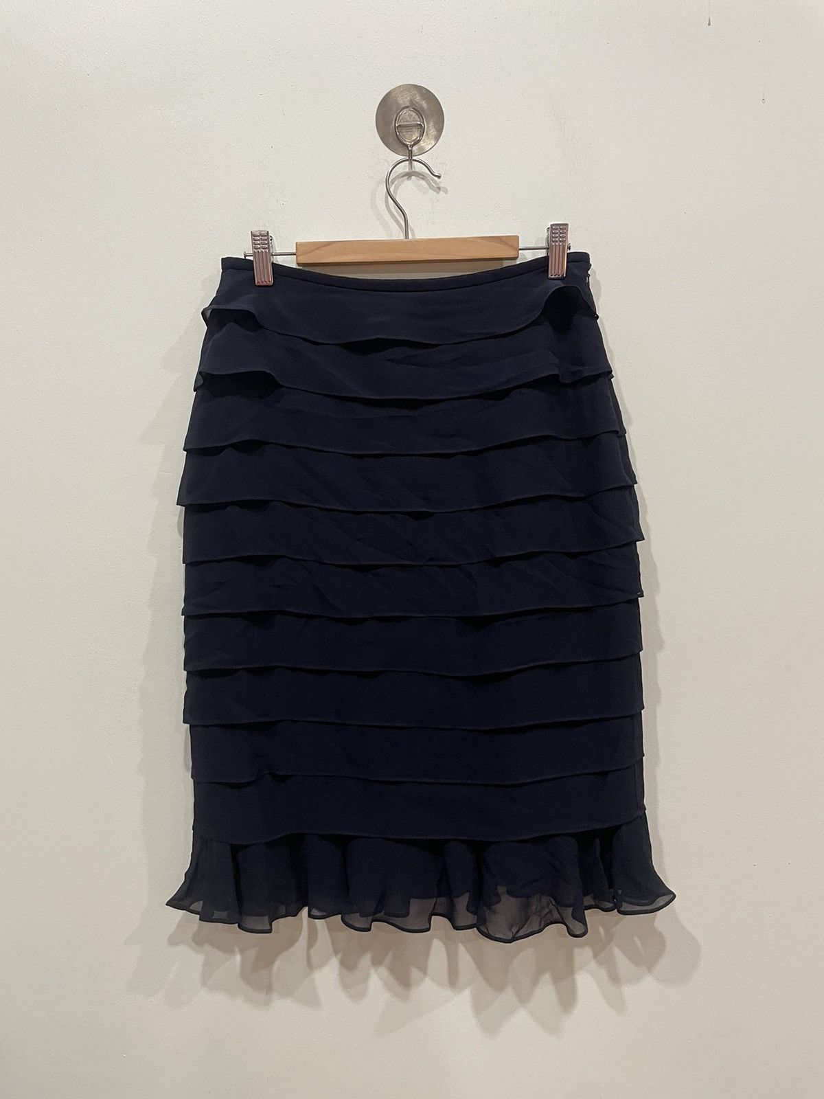Escada Escada Layered Black Midi Skirt Size 25" / US 0 / IT 36 - 1 Thumbnail