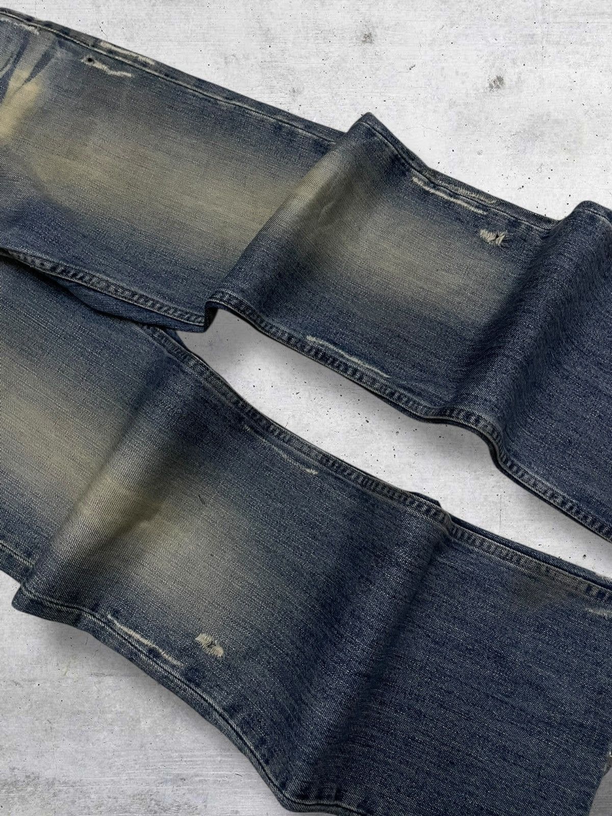 Armani Exchange VINTAGE ARMANI EXCHANGE FAMOUS DESIGNER DISTRESSED MUDWASH Size US 30 / EU 46 - 6 Thumbnail