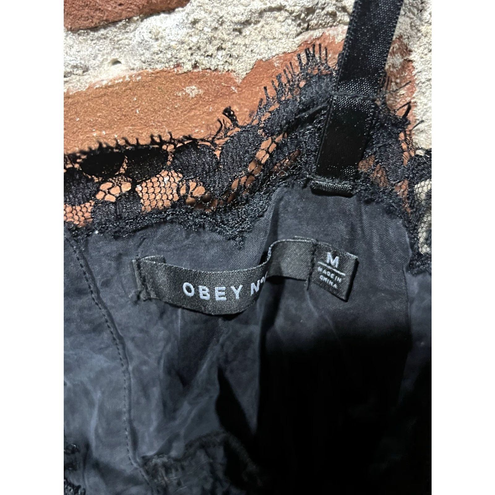 Obey VINTAGE Obey N*98 Womens Black Cropped Tank Top Cropped Tank Top M Womens Black Obey N*98 Tank Top Size M Size M / US 6-8 / IT 42-44 - 3 Thumbnail
