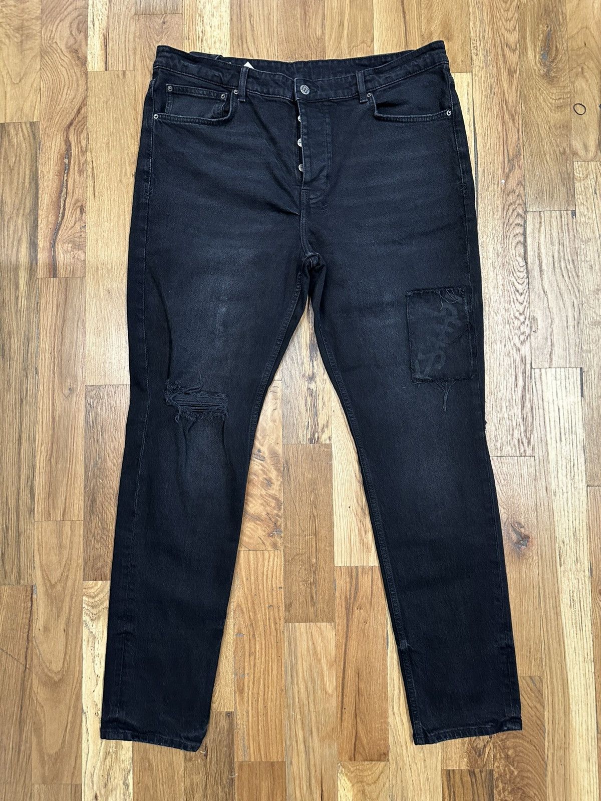 Ksubi Ksubi Knee Spell Patch Black Denim Jeans Size 40 Size US 40 / EU 56 - 1 Thumbnail