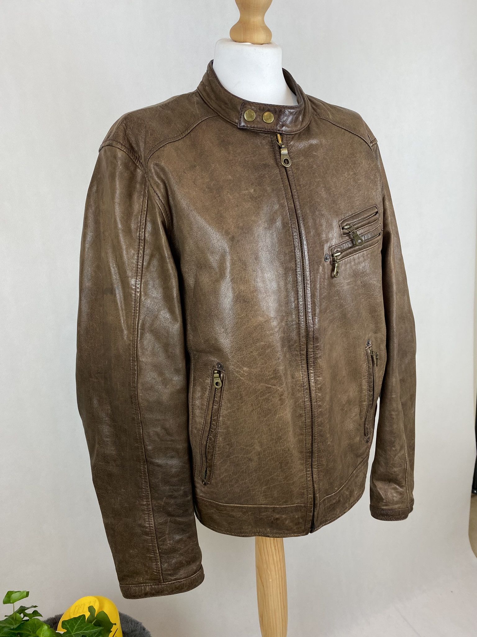Genuine Leather × Vintage real leather moto biker jacket faded washed Size US L / EU 52-54 / 3 - 5 Thumbnail