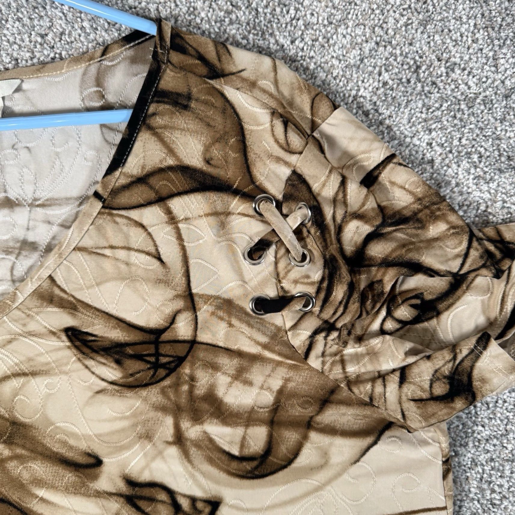 Vintage Fairy Grunge Top XL Smoke Abstract Print Whimsigoth Goblincore Retro 90s Artsy Blouse Womens V-Neck Short Sleeve Brown Polyester Blend Cato Size XL / US 12-14 / IT 48-50 - 4 Thumbnail