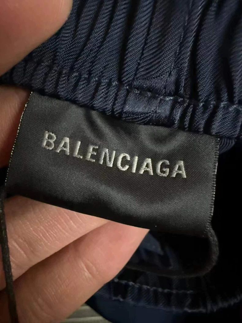 Balenciaga Balenciaga size 48 Monogrammed navy blue slacks Size US 32 / EU 48 - 3 Thumbnail