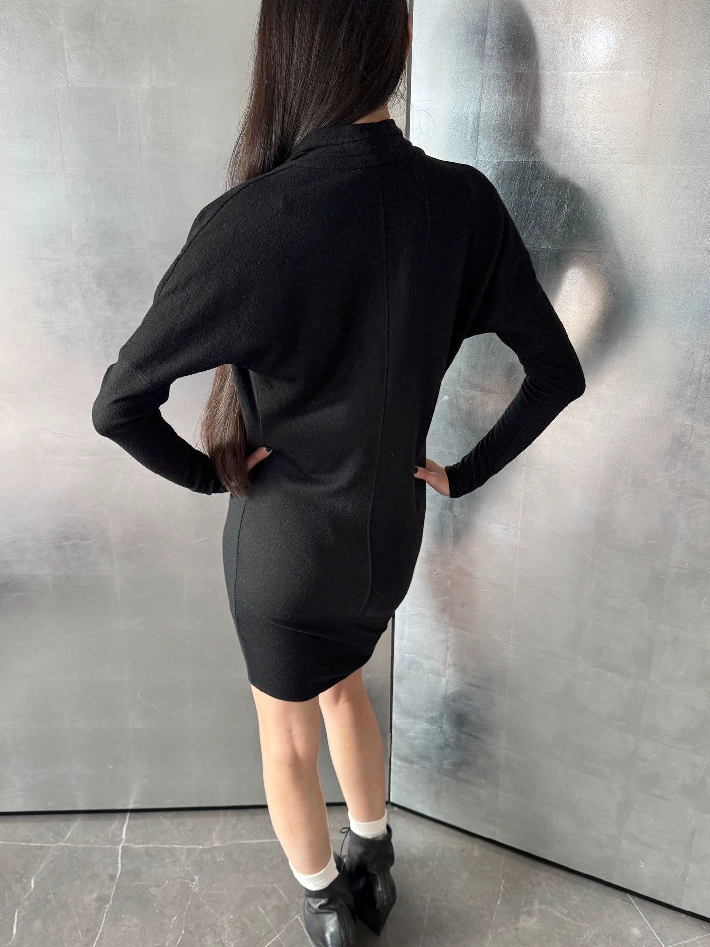 Helmut Lang Helmut Lang Vintage Wool Turtleneck Batwing Dress Size P Size M / US 6-8 / IT 42-44 - 4 Thumbnail