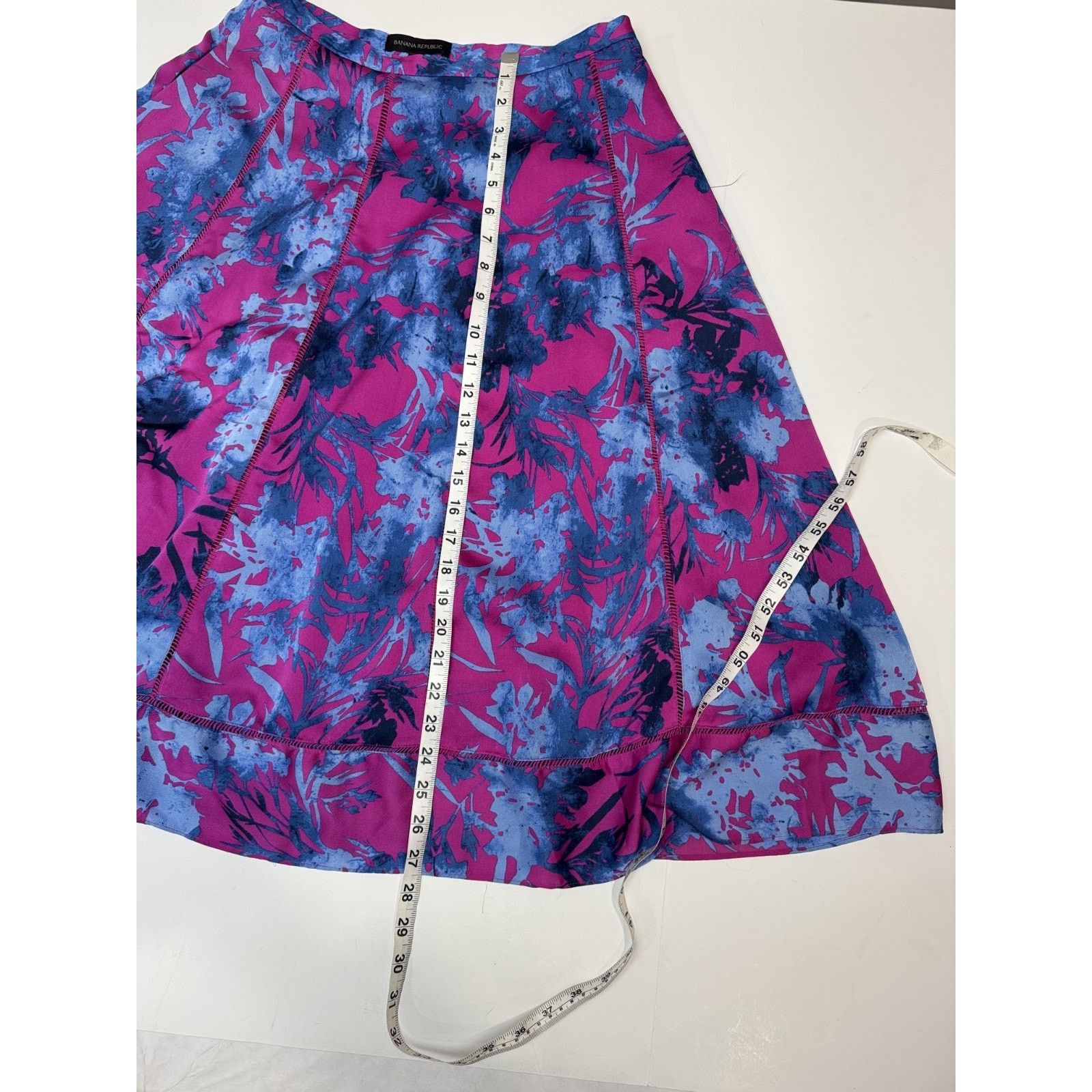 Banana Republic Banana Republic Floral Skirt Spring Print Easter Size 2 Size 26" / US 2 / IT 38 - 4 Thumbnail