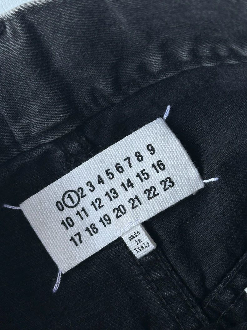 Maison Margiela Maison Margiela Cut jeans with a knife Size 26" / US 2 / IT 38 - 3 Thumbnail