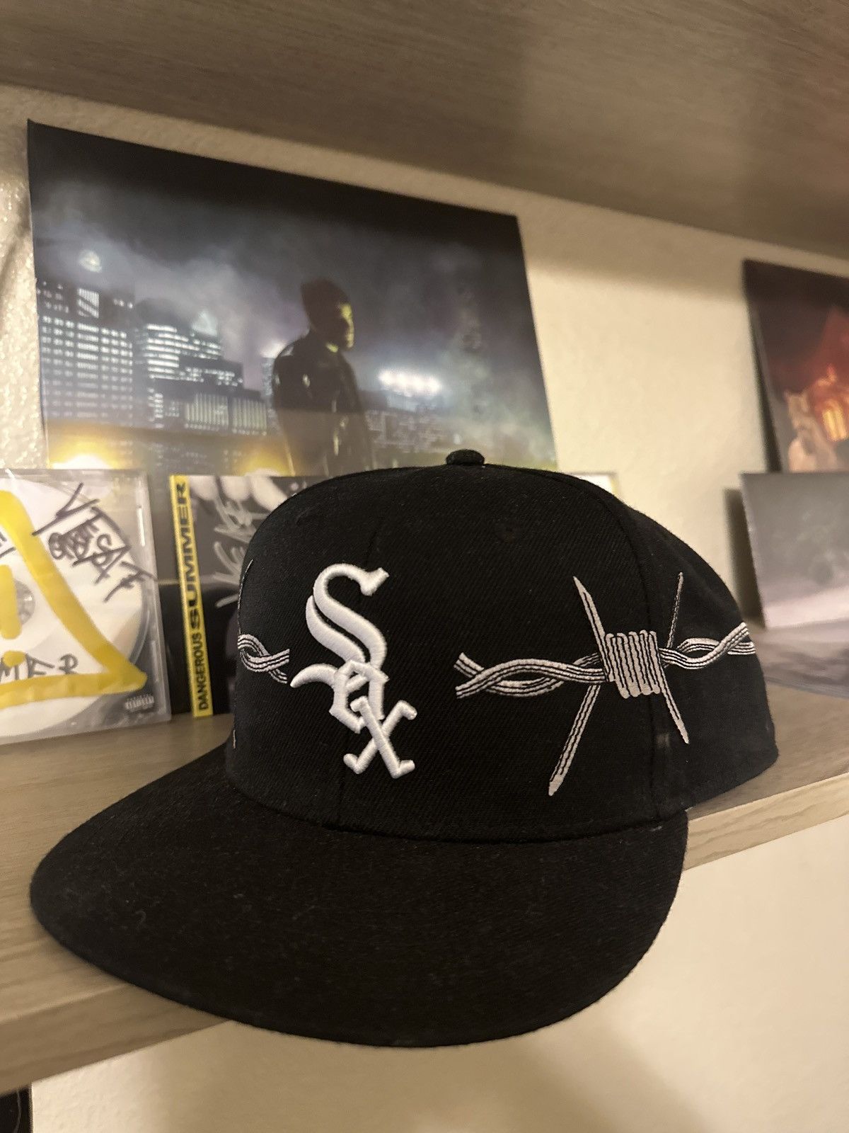 Other Barbed wire white sox fitted Size ONE SIZE - 2 Thumbnail