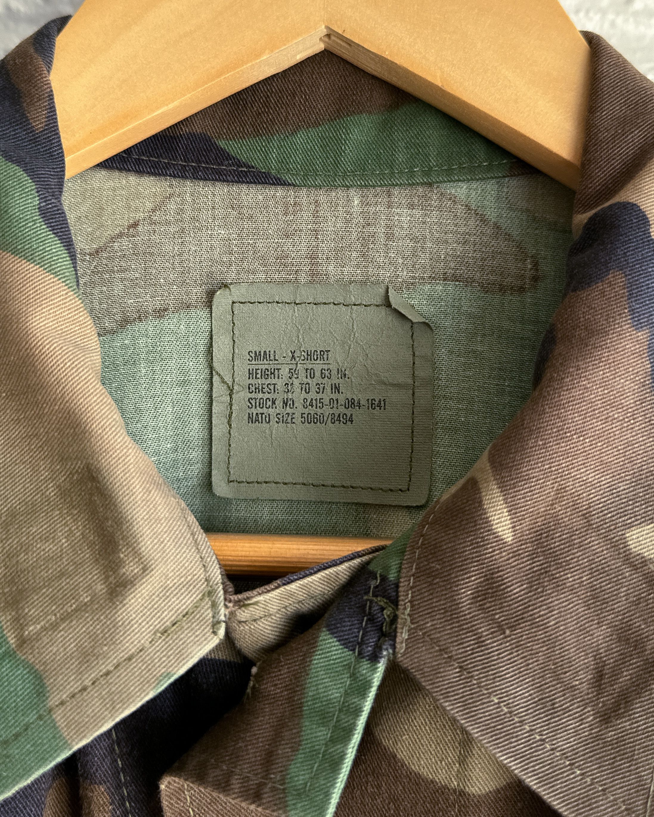Vintage Vintage US Air Force Specialist Field Jacket Woodland Camo Size US S / EU 44-46 / 1 - 5 Thumbnail