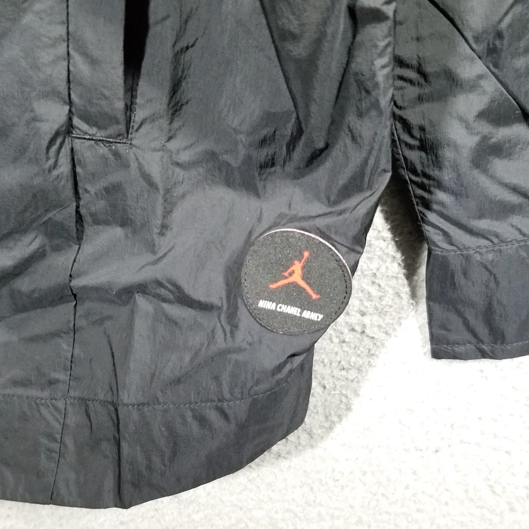 Jordan Brand Jordan x Nina Chanel Abney Women's M Jacket Black University Red Nike DO4152-010 Size M / US 6-8 / IT 42-44 - 4 Thumbnail
