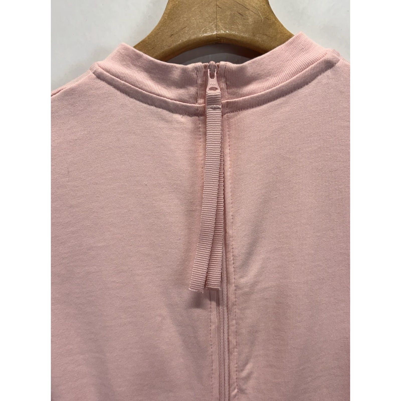 Nike VINTAGE Nike NSW One Piece Jumpsuit Women’s Small Pink Crop Back Zip Swoosh Embroidered Size 28" / US 6 / IT 42 - 6 Thumbnail