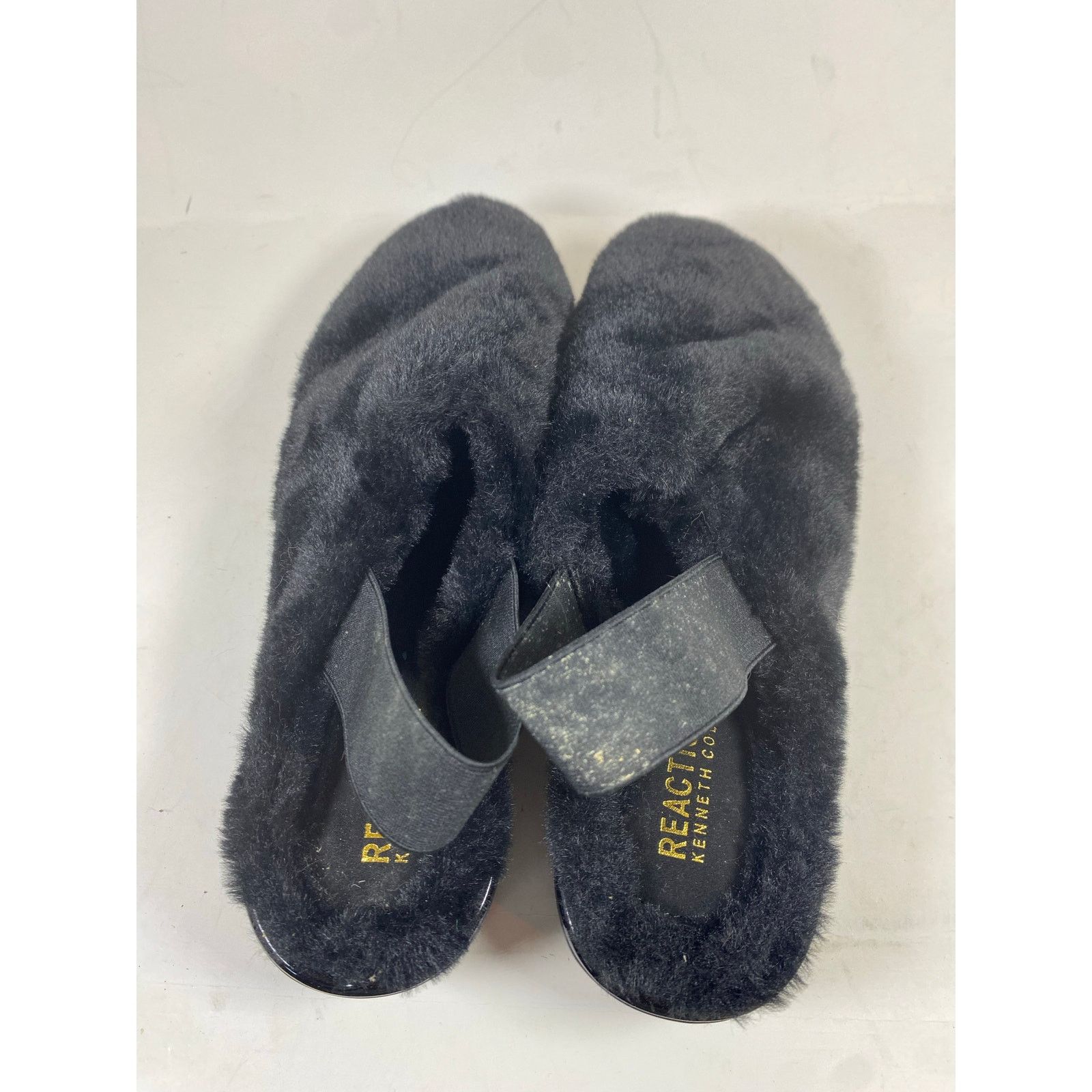Kenneth Cole NEW Reaction Kenneth Cole Black Fuzzy Slipper 9.5W Size US 9.5 / IT 39.5 - 4 Thumbnail