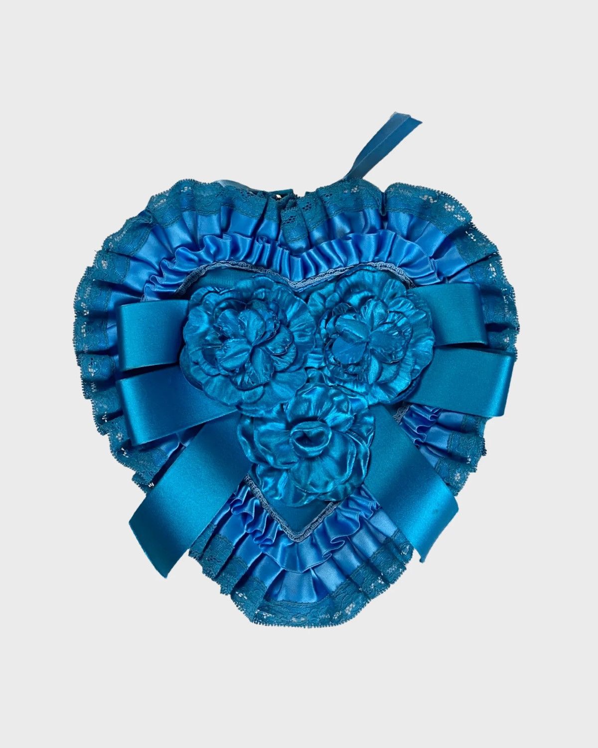 BALENCIAGA SS18 RUNWAY HEART RUFFLE BAG IN BLUE SZ:OS