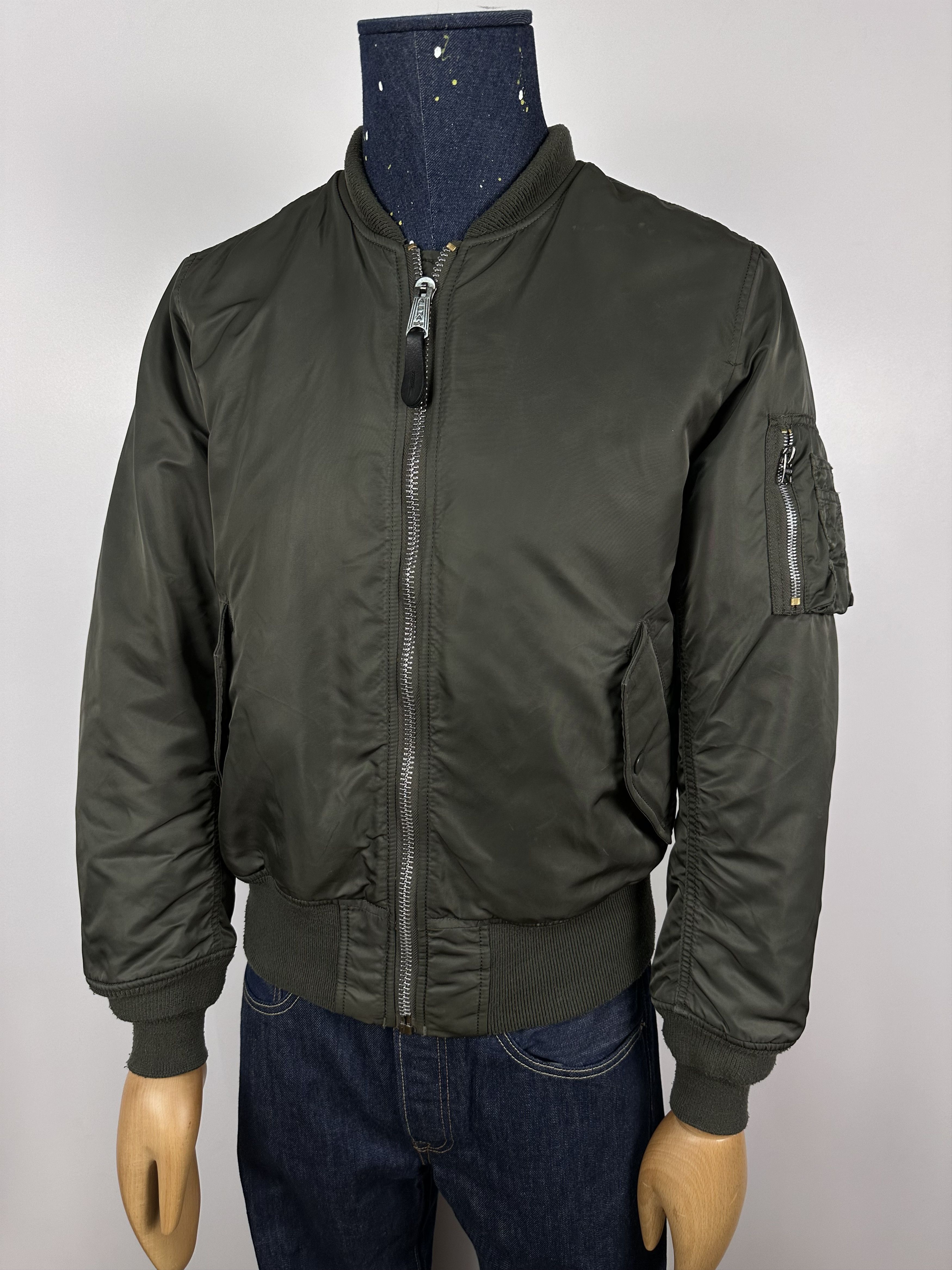 Alpha Industries × Grailed Alpha Industries Reversible Bomber Jacket Green MA-1 Flight Size US S / EU 44-46 / 1 - 1 Thumbnail