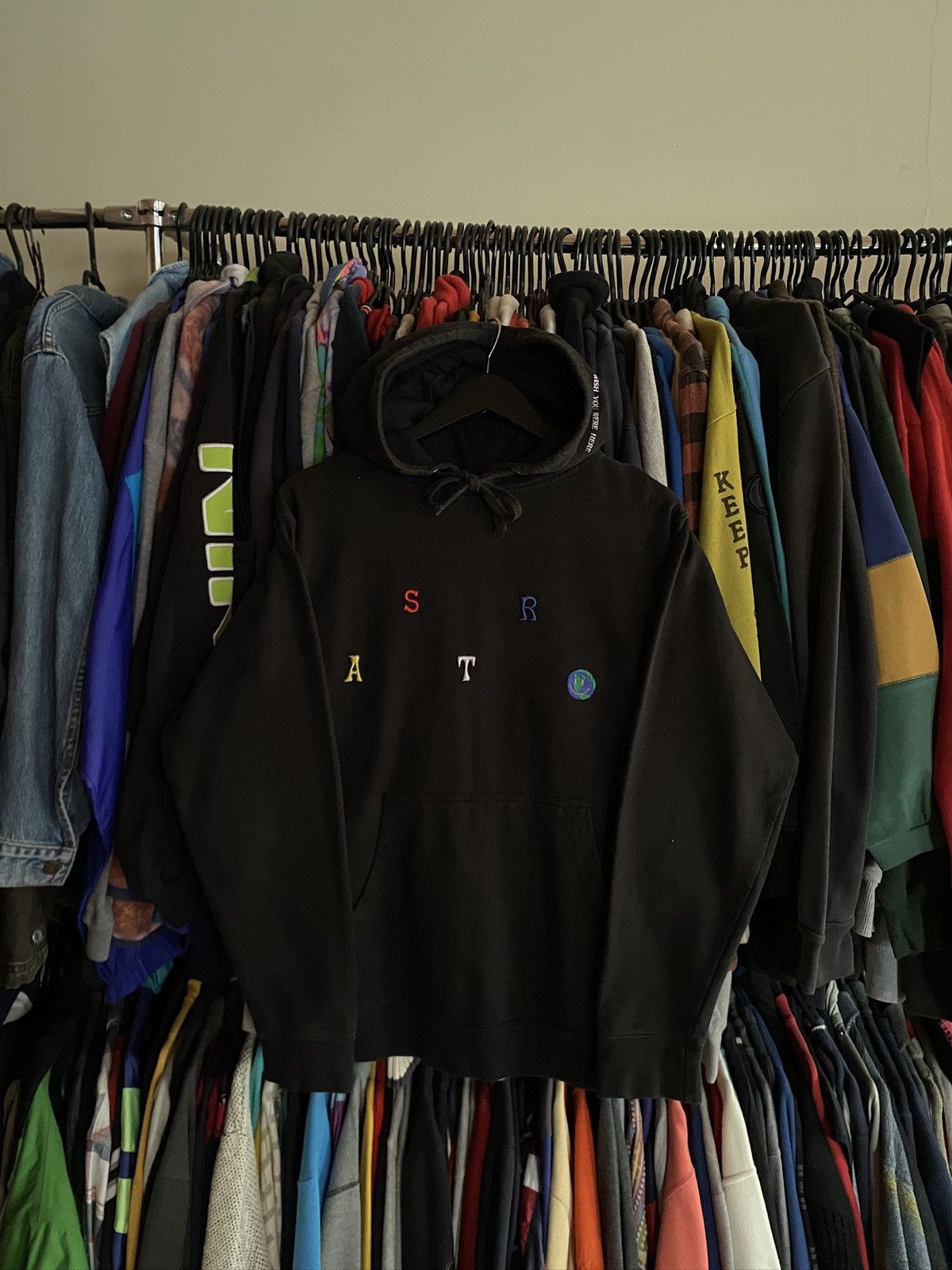 Travis Scott VINTAGE ASTROWORLD 2016 TRAVIS SCOTT HOODIE Size US M / EU 48-50 / 2 - 1 Thumbnail