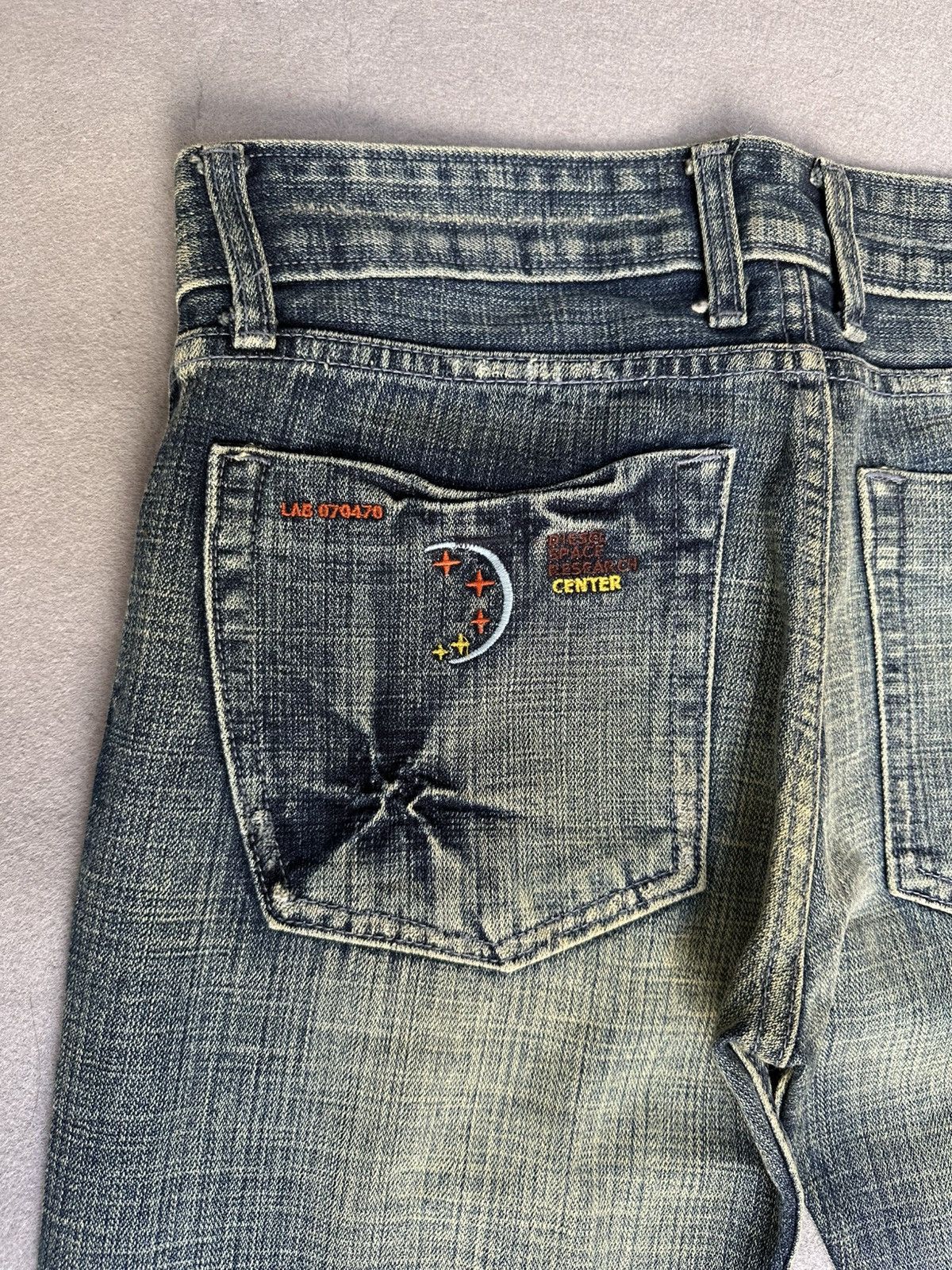 Diesel FLARE Diesel Space Research Center Astronomy Denim Size US 32 / EU 48 - 15 Thumbnail
