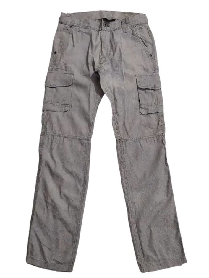 Armani Exchange Armani Exchange Cargo Stripes multipocket Pants Size US 30 / EU 46 - 1 Thumbnail