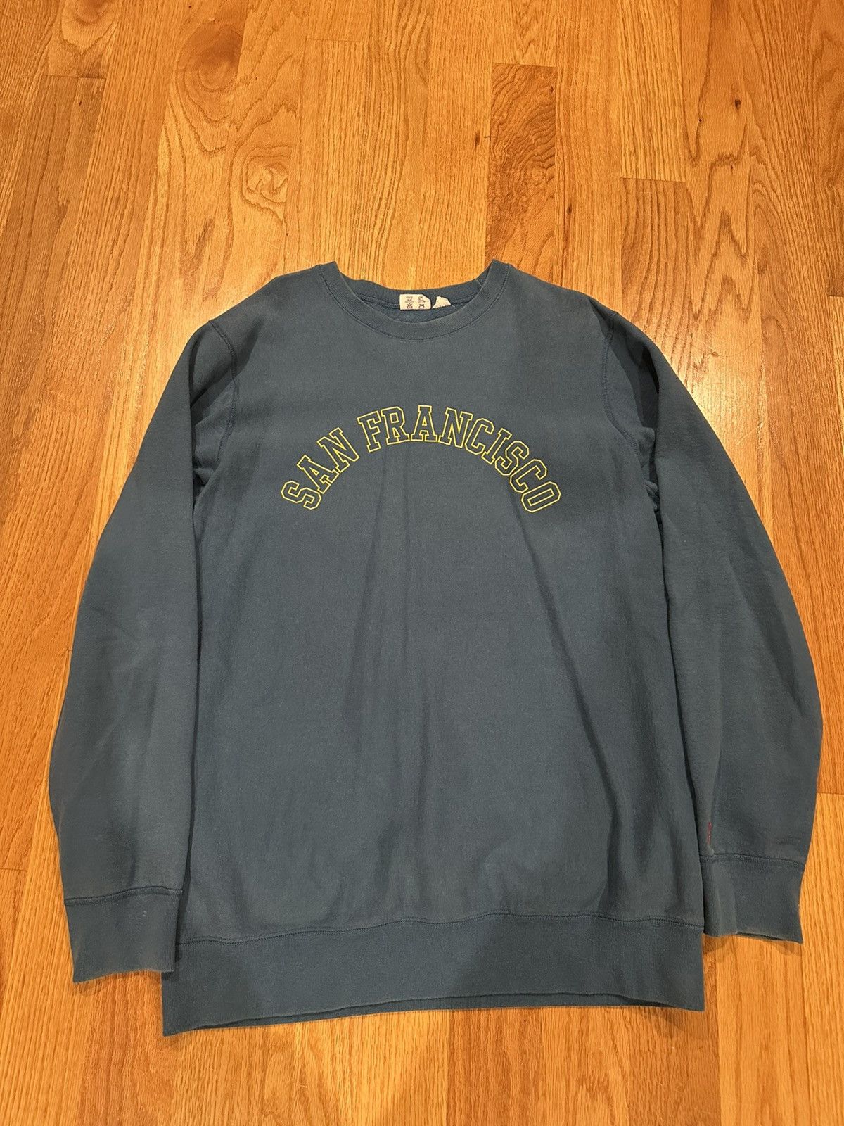 Undefeated Undefeated San Francisco Crew Neck Size US L / EU 52-54 / 3 - 1 Thumbnail