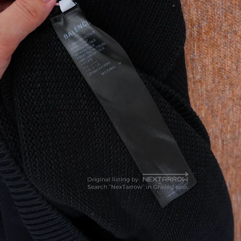 Balenciaga Balenciaga Double B lock buckle embroidered sweater Size US M / EU 48-50 / 2 - 7 Thumbnail