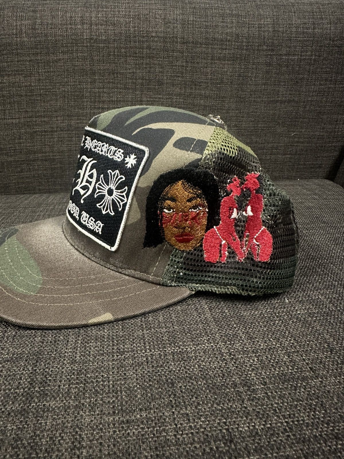 Chrome Hearts Chrome Heart Camo Trucker Hat Custom Size ONE SIZE - 2 Thumbnail