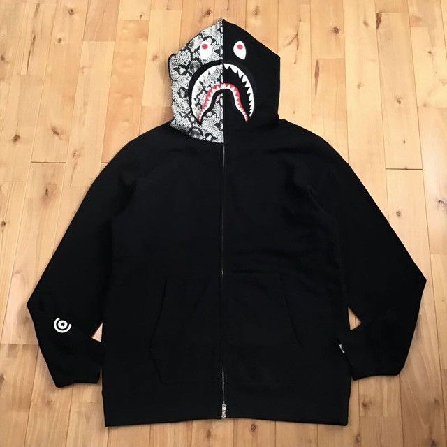 Bape BAPE Snake shark full zip hoodie a bathing ape NIGO Size US XXL / EU 58 / 5 - 2 Thumbnail
