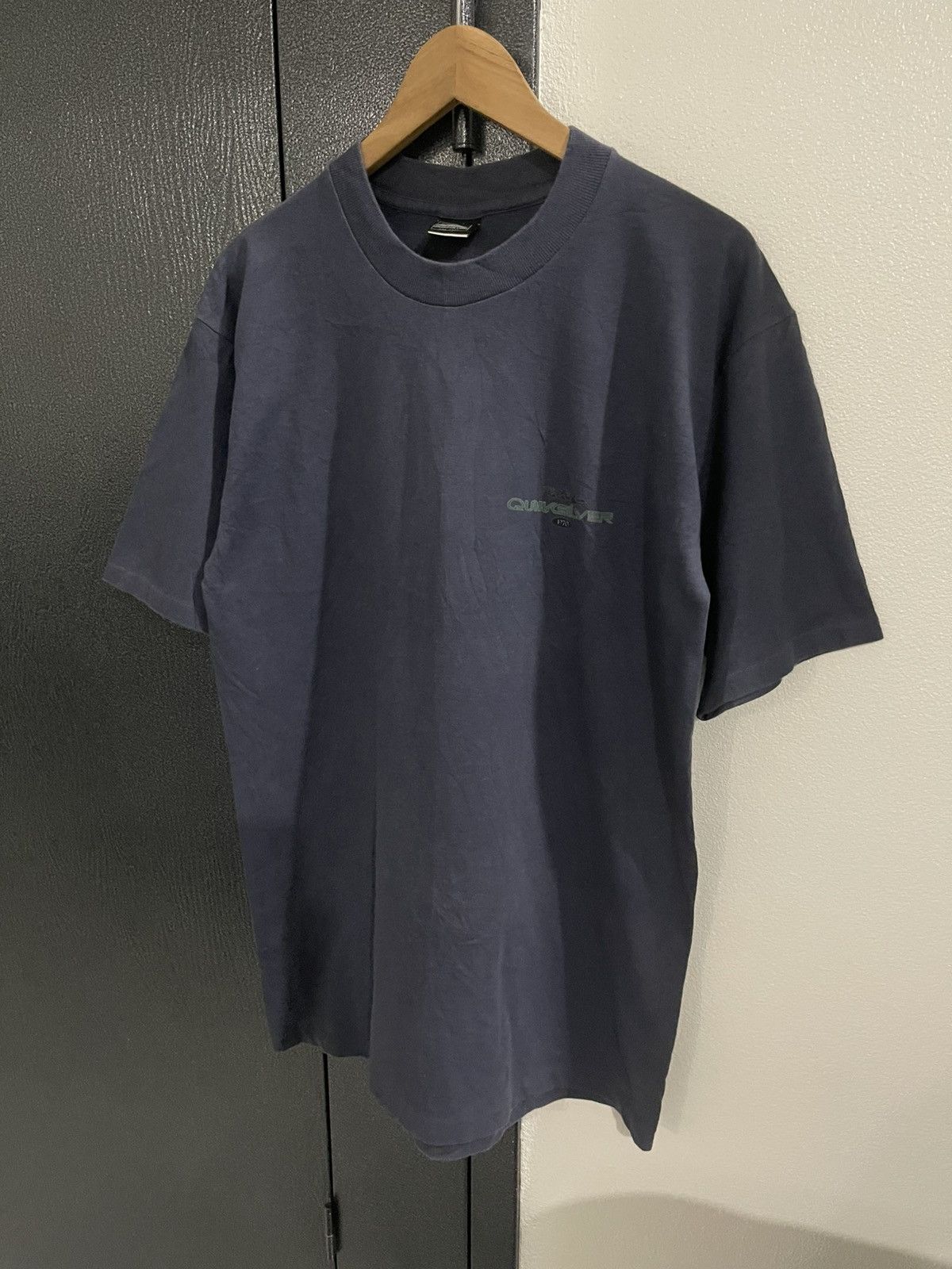 Quiksilver Vintage Quiksilver Tshirt Size US M / EU 48-50 / 2 - 3 Thumbnail