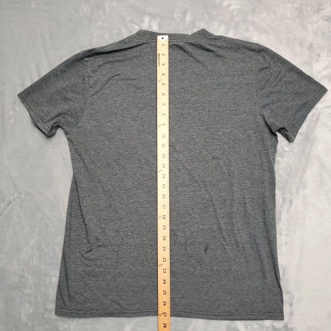 Vintage Chevrolet Genuine Parts Shirt Mens Large Gray Ring Spun Chevy Crewneck TEE Size US L / EU 52-54 / 3 - 5 Thumbnail