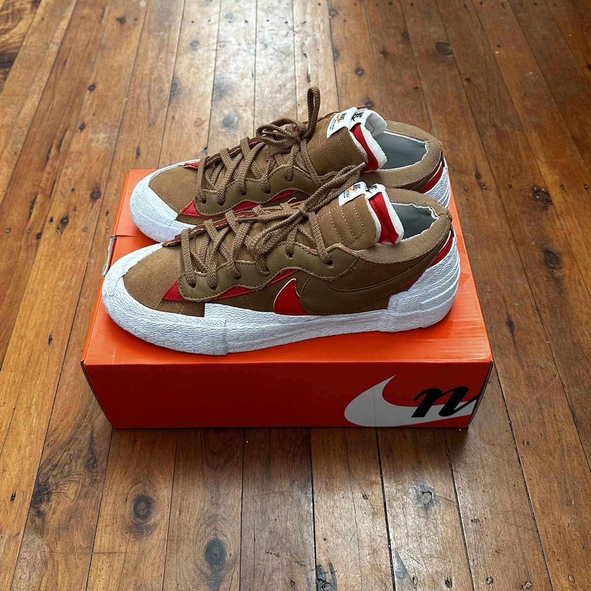 Nike × Sacai Nike Blazer Low Sacai Tan White Red Size 11 Size US 11 / EU 44 - 6 Thumbnail