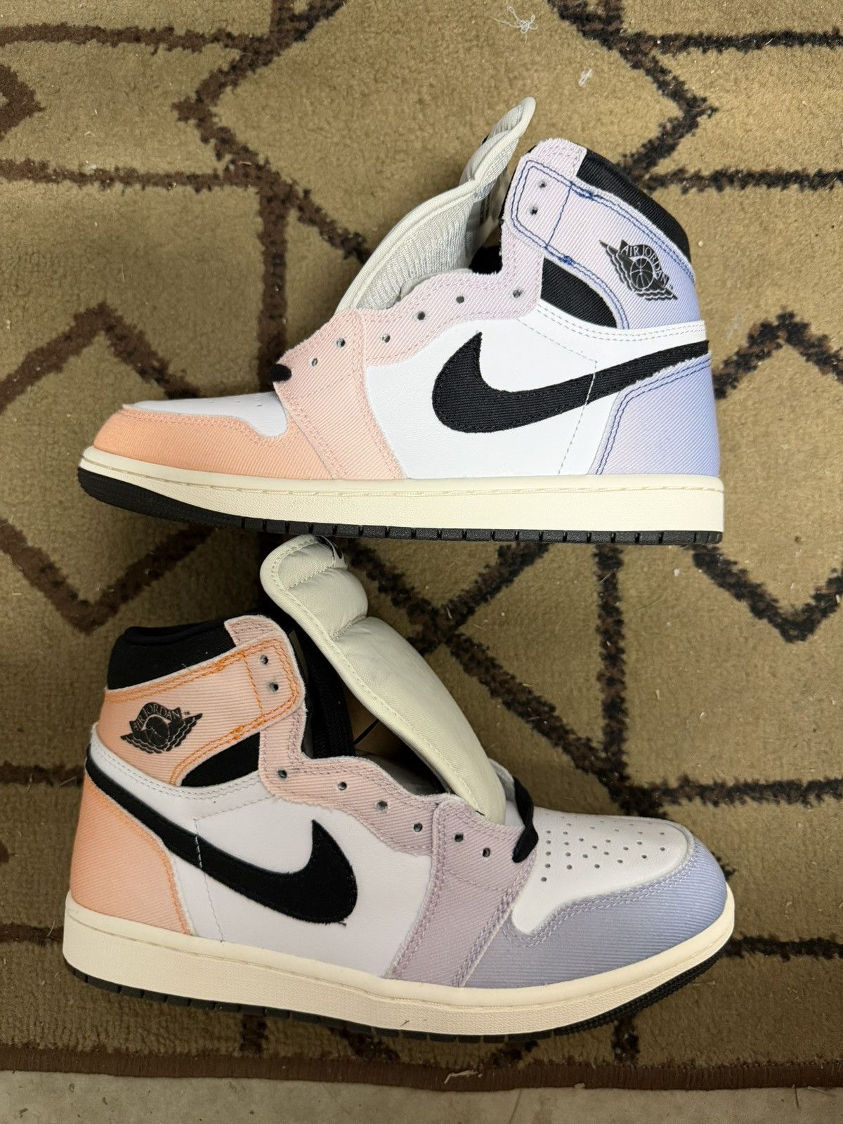 Nike Size 8 - Air Jordan 1 Retro OG High Skyline Size US 8 / EU 41 - 4 Thumbnail