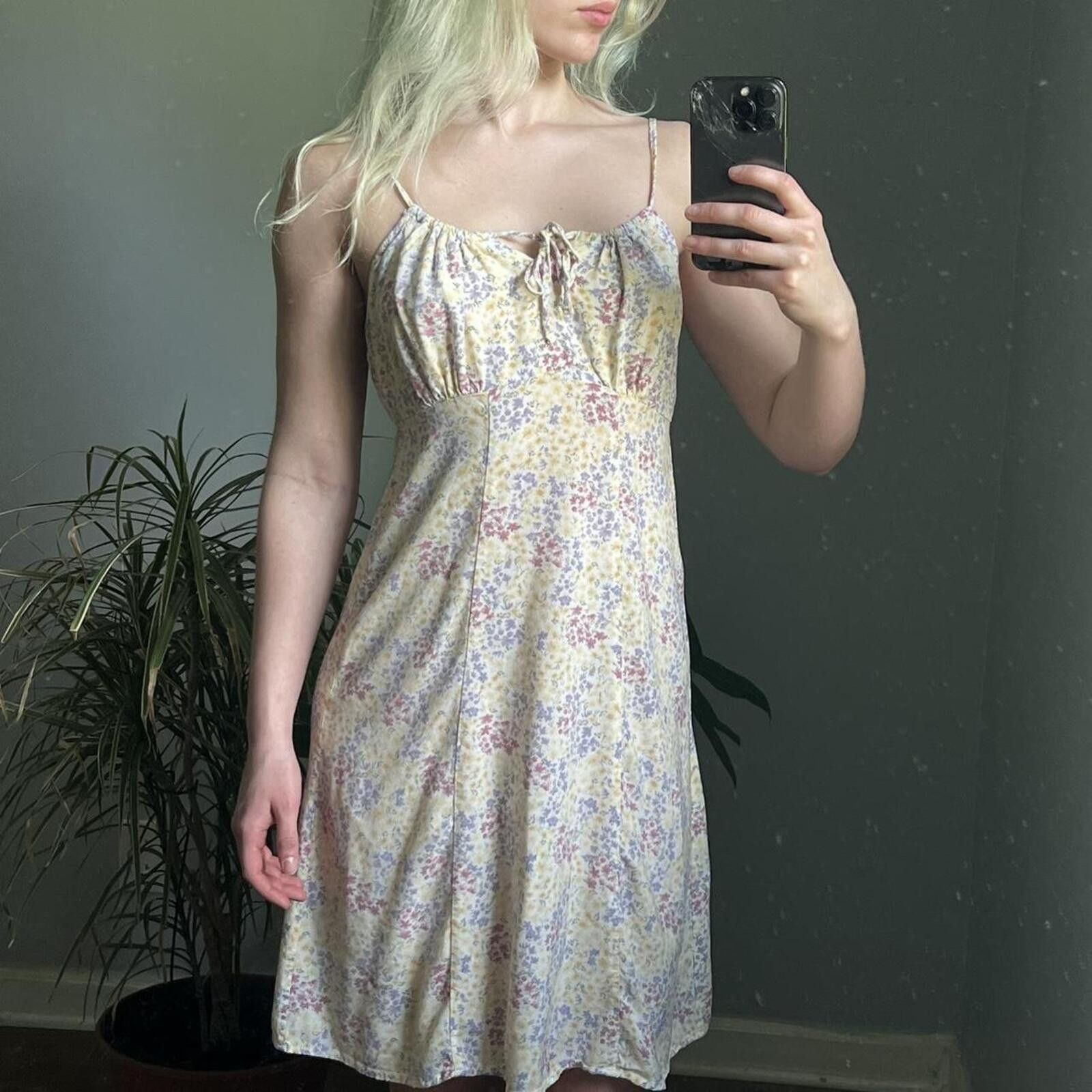 Kohl's Pastel floral summer midi dress Size S / US 4 / IT 40 - 3 Thumbnail