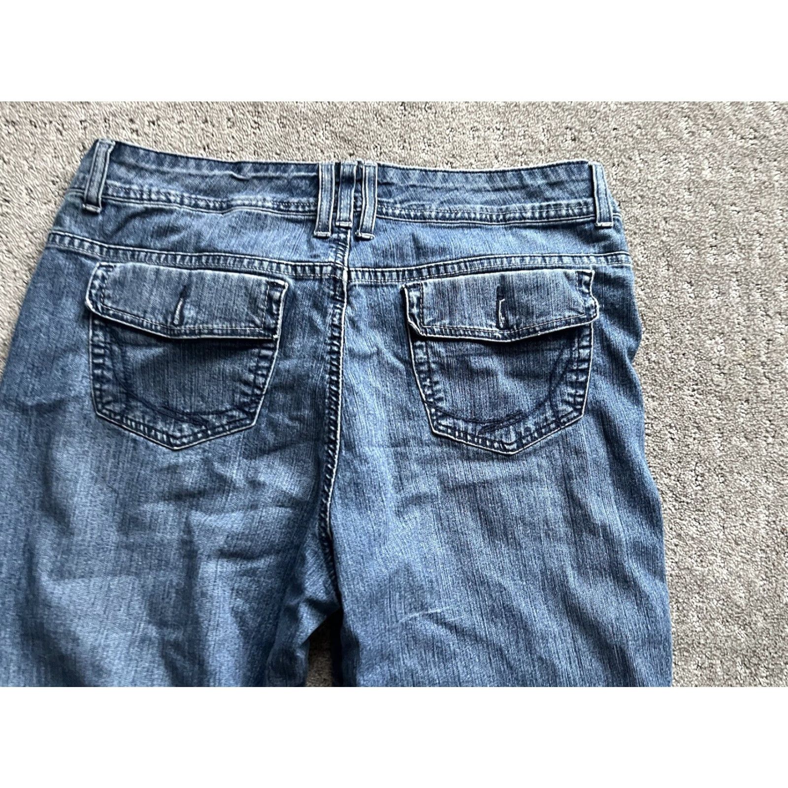 Gloria Vanderbilt Gloria Vanderbilt Jeans Womens Size 12 Blue Straight Leg Amanda Flap Pocket Denim Size 34" / US 12 / IT 48 - 4 Thumbnail