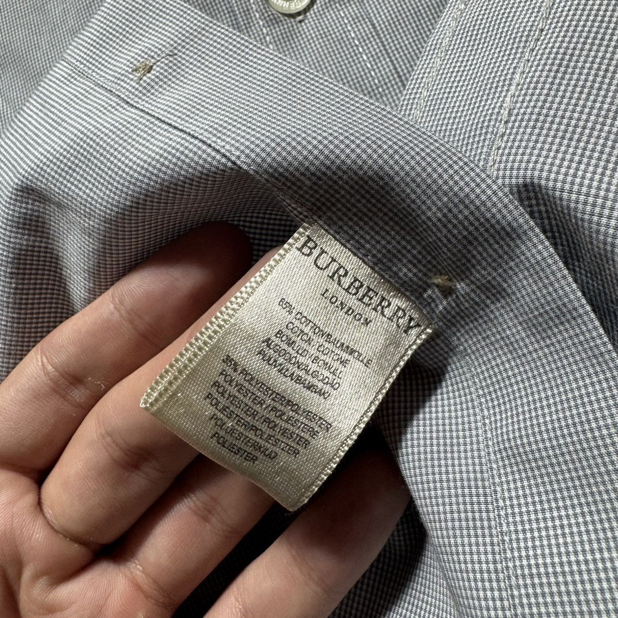 Burberry vintage burberry Signature plaid shirt with large logo. Size US M / EU 48-50 / 2 - 11 Thumbnail