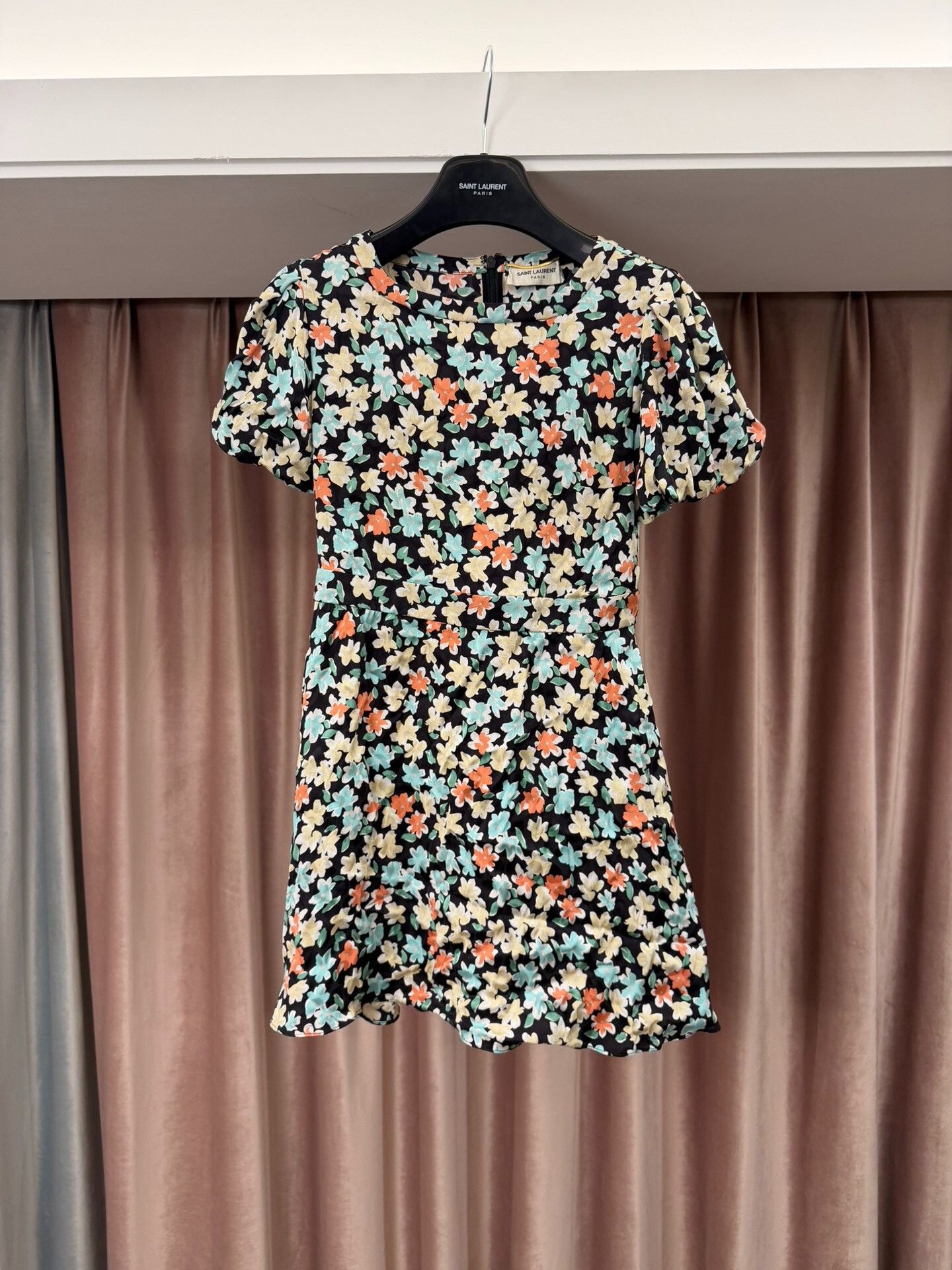 Saint Laurent Paris Floral Puff Sleeve Silk Dress Size S / US 4 / IT 40 - 1 Thumbnail