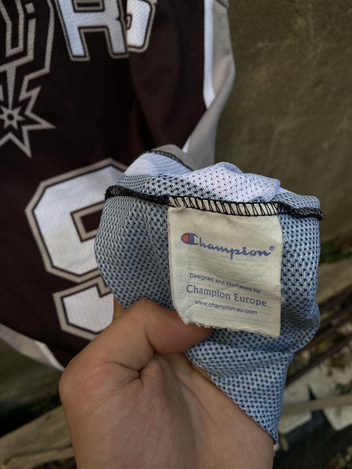 Champion × NBA × Vintage Vintage NBA Spurs 9 Parker Champion Jersey Size US S / EU 44-46 / 1 - 6 Thumbnail