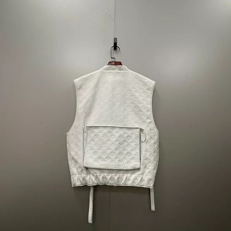 Louis Vuitton Louis Vuitton White old flower full print waistcoat vest Size US M / EU 48-50 / 2 - 2 Thumbnail