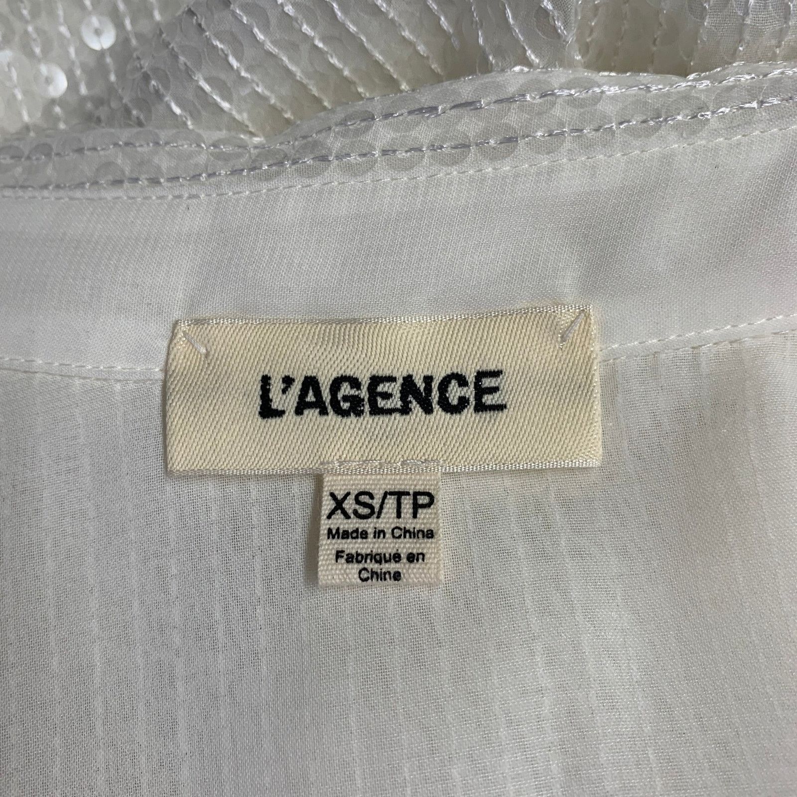 L'AGENCE L'AGENCE Size XS Beige Sequined Hidden Placket Shirt Size XS / US 0-2 / IT 36-38 - 5 Thumbnail
