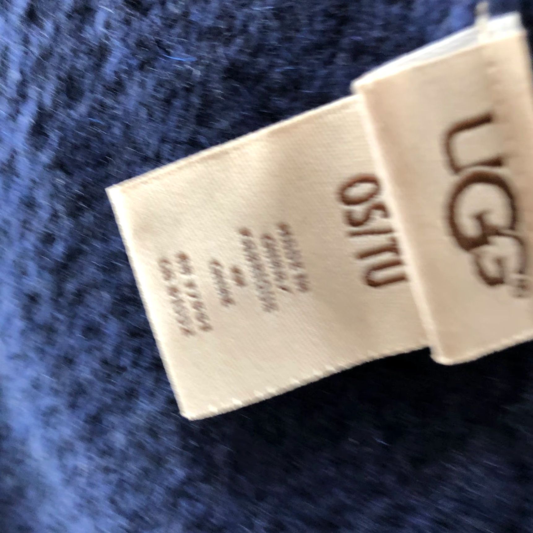 Ugg UGG Australia Wool Cashmere Knit Winter Scarf Navy Blue Rectangle Womens Mens Knitted Wool Scarf Size ONE SIZE - 6 Thumbnail