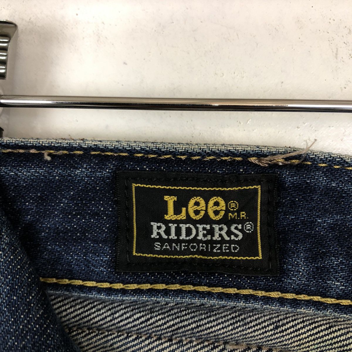Japanese Brand 🔥90’s LEE RIDERS DISTRESSED JEANS DENIM BOWCUT DESIGN Size US 28 / EU 44 - 13 Thumbnail