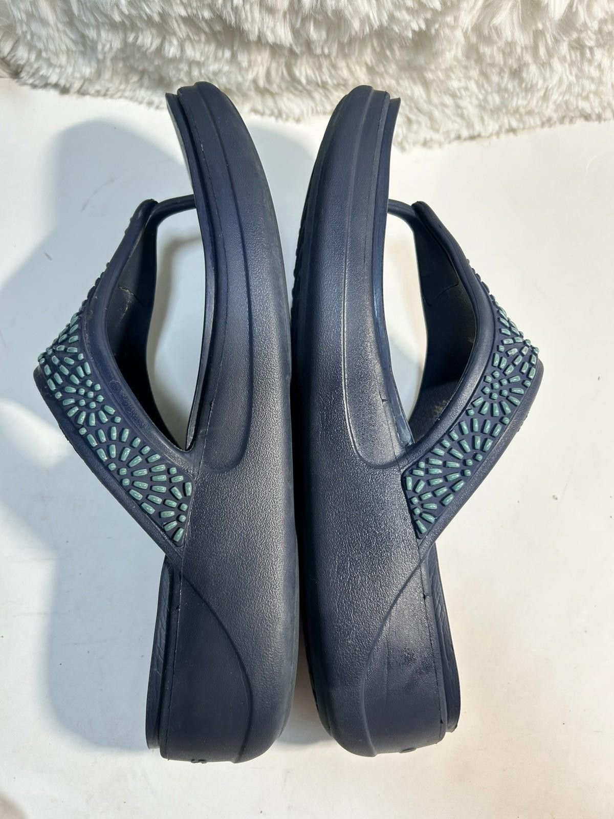 Crocs Crocs Diamante Sandal Sz 10 Blue Thong Platform Beaded Size US 10 / IT 40 - 3 Thumbnail