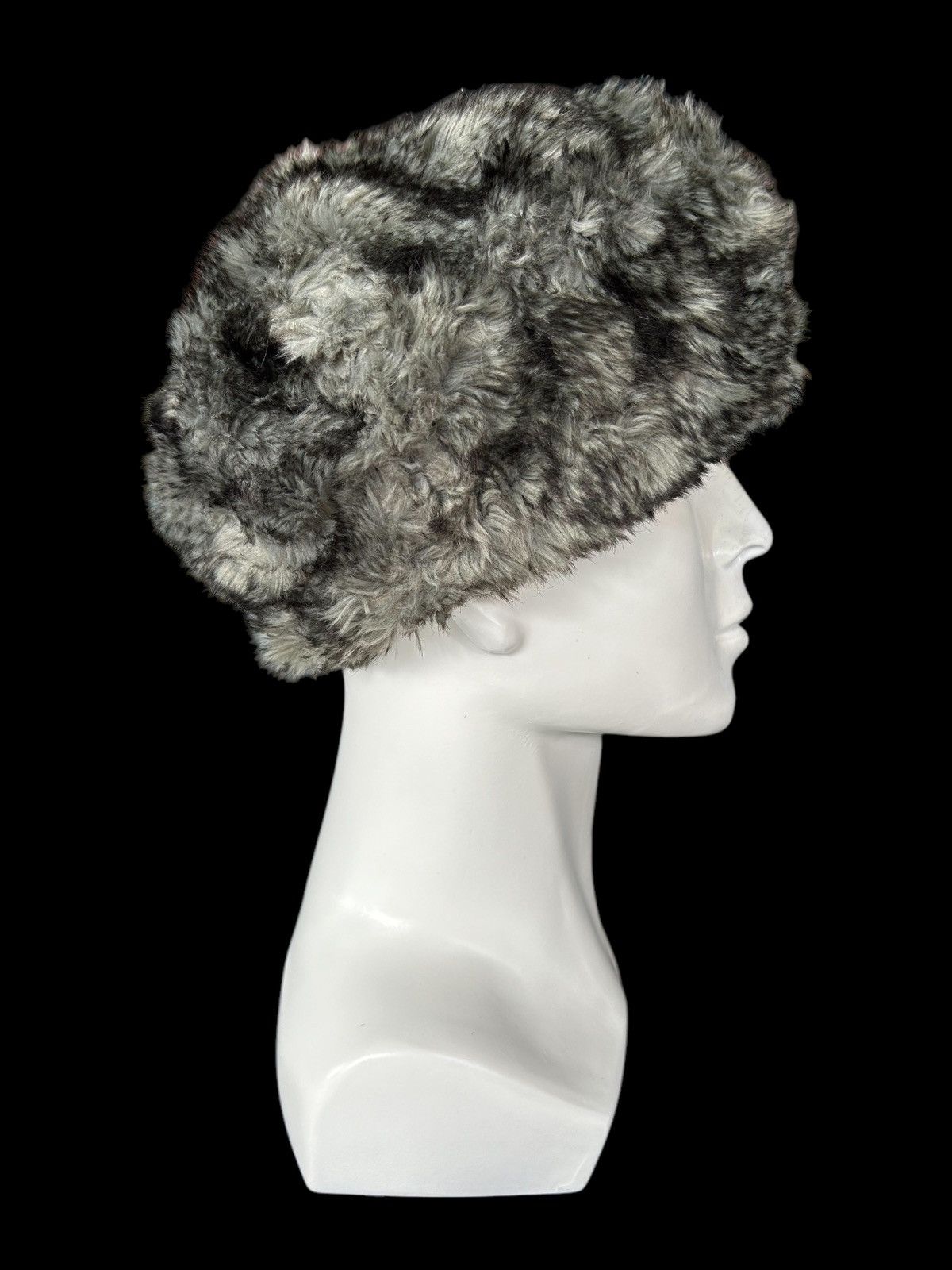 Japanese Brand × Kapital × Vintage Japanese Mohawak Hairy Fur Beanie Hats Rare ☠️☠️ Size ONE SIZE - 1 Thumbnail