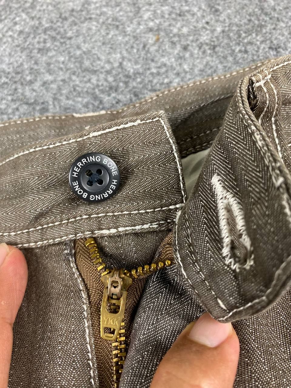 Japanese Brand japanese brand cargo pants herringbone twill nice design Size US 31 - 14 Thumbnail