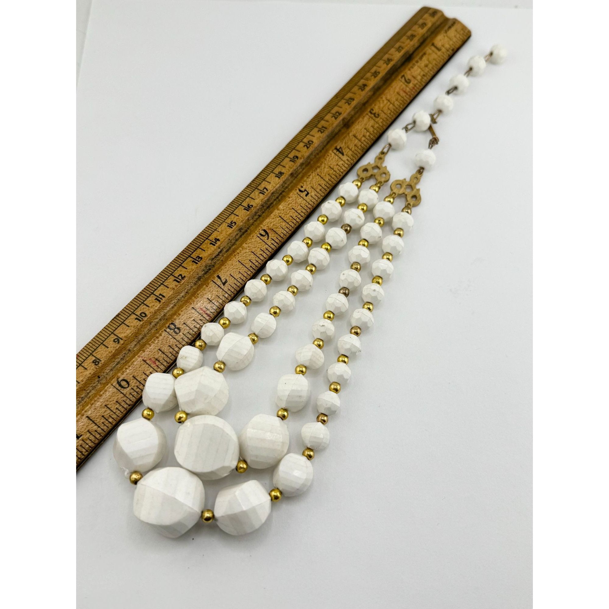 Vintage Vintage white beaded double strand necklace Size ONE SIZE - 5 Thumbnail