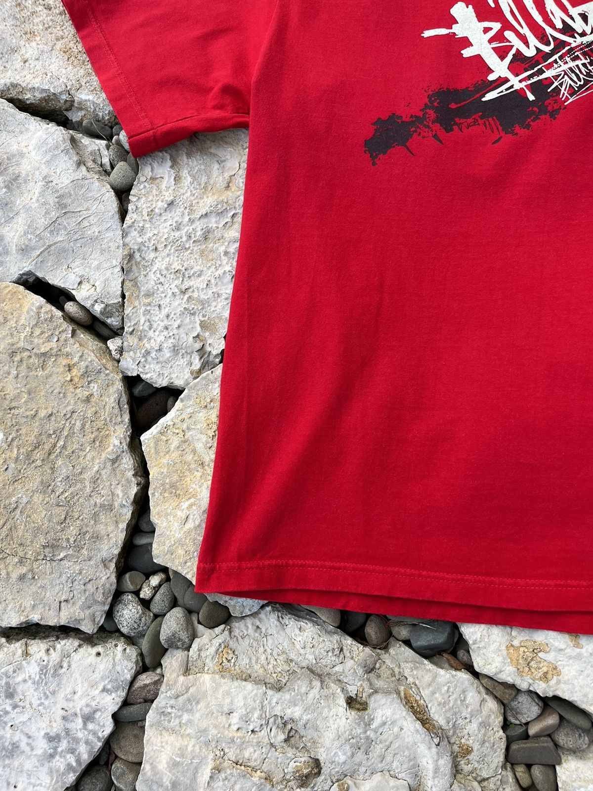 Billabong × Vintage Vintage billabong y2k tee graffiti spray logo t-shirt baggy Size US M / EU 48-50 / 2 - 8 Thumbnail
