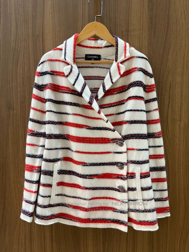 Chanel Chanel White and red striped cashmere jacket Size XXS / US 00 / IT 34 - 1 Thumbnail