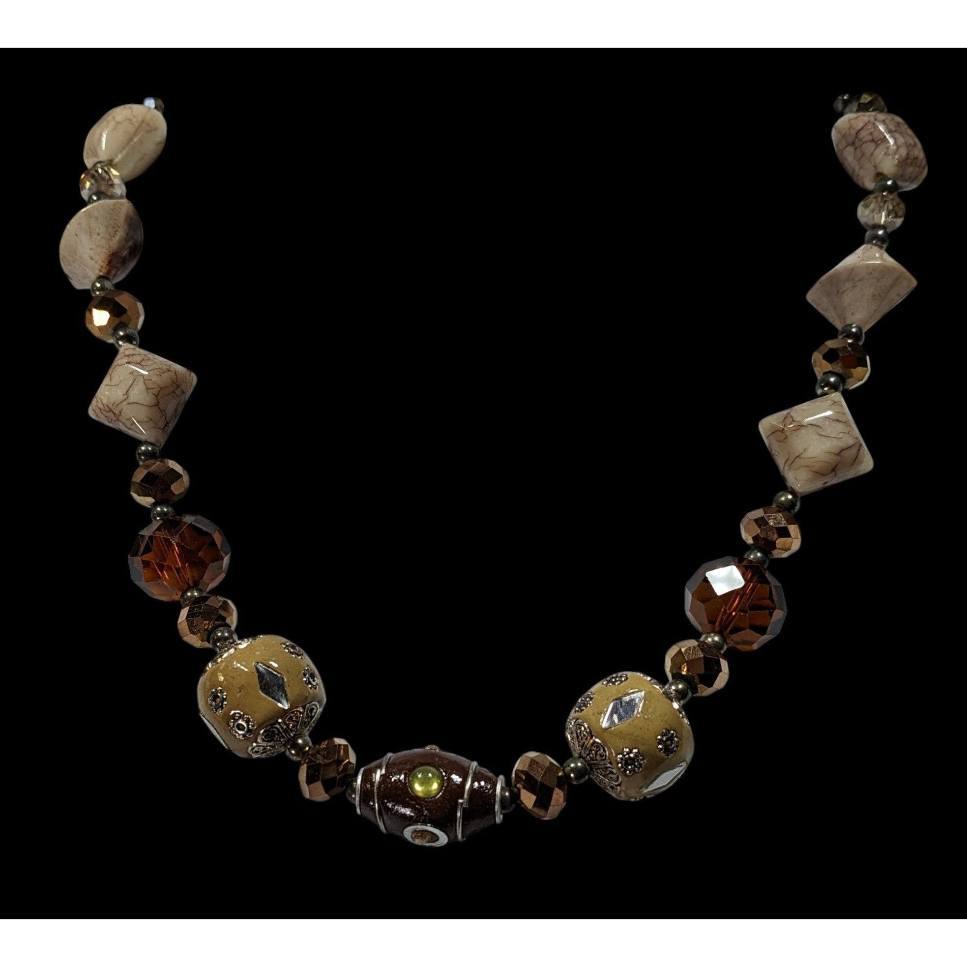 Other Vintage Earth Tone Bohemian Mixed Media Beaded Necklace Size ONE SIZE - 2 Thumbnail
