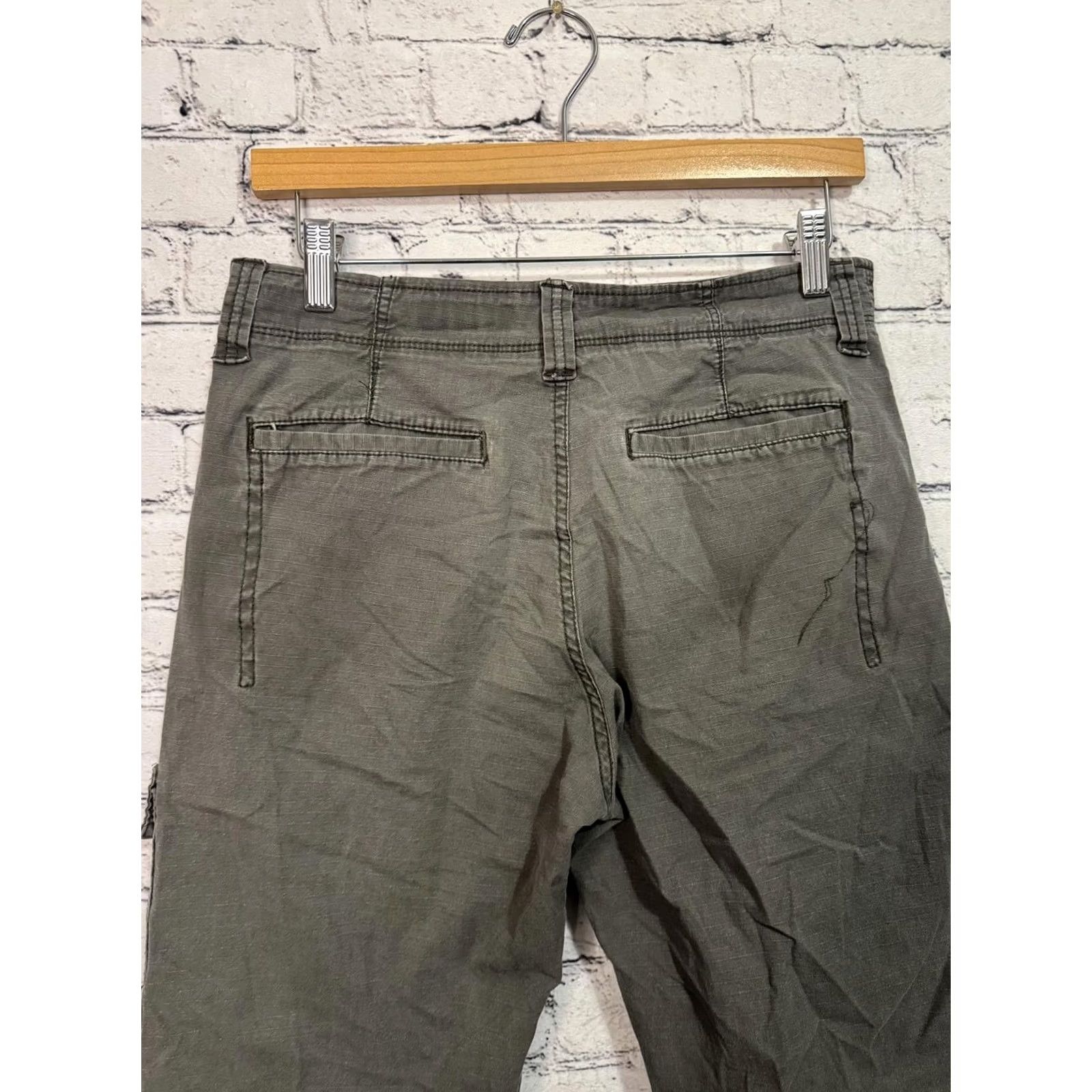 Wrangler Wrangler Men's Cargo Pants Relaxed Fit 28x26 Olive Green Straight Leg Casual Cotton Button Closure Baggy? Size US 28 / EU 44 - 7 Thumbnail