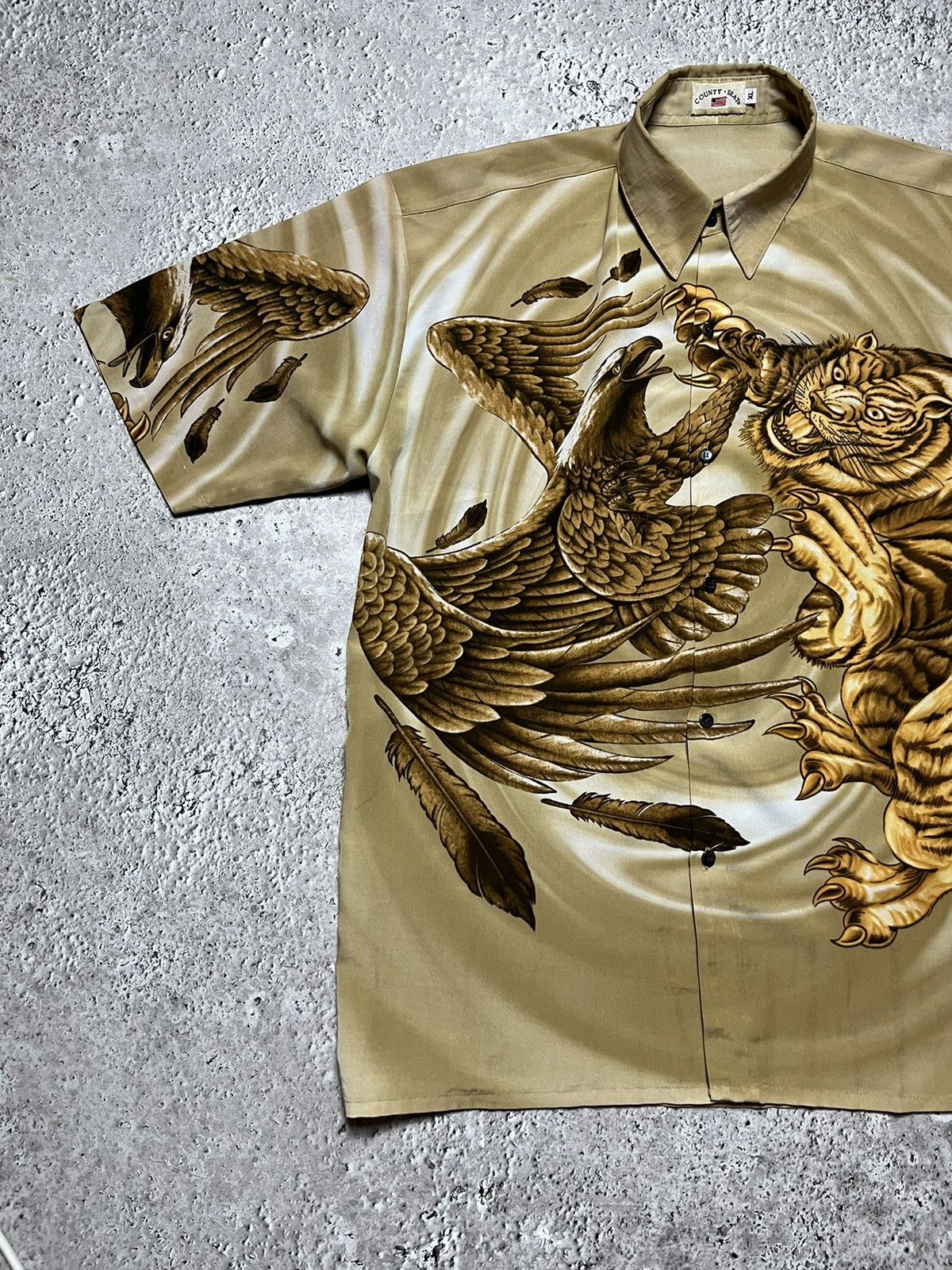 Japanese Brand × Vintage Vintage Tiger Eagle Overprint Shirt Button Up Short Sleeve Size US XL / EU 56 / 4 - 3 Thumbnail