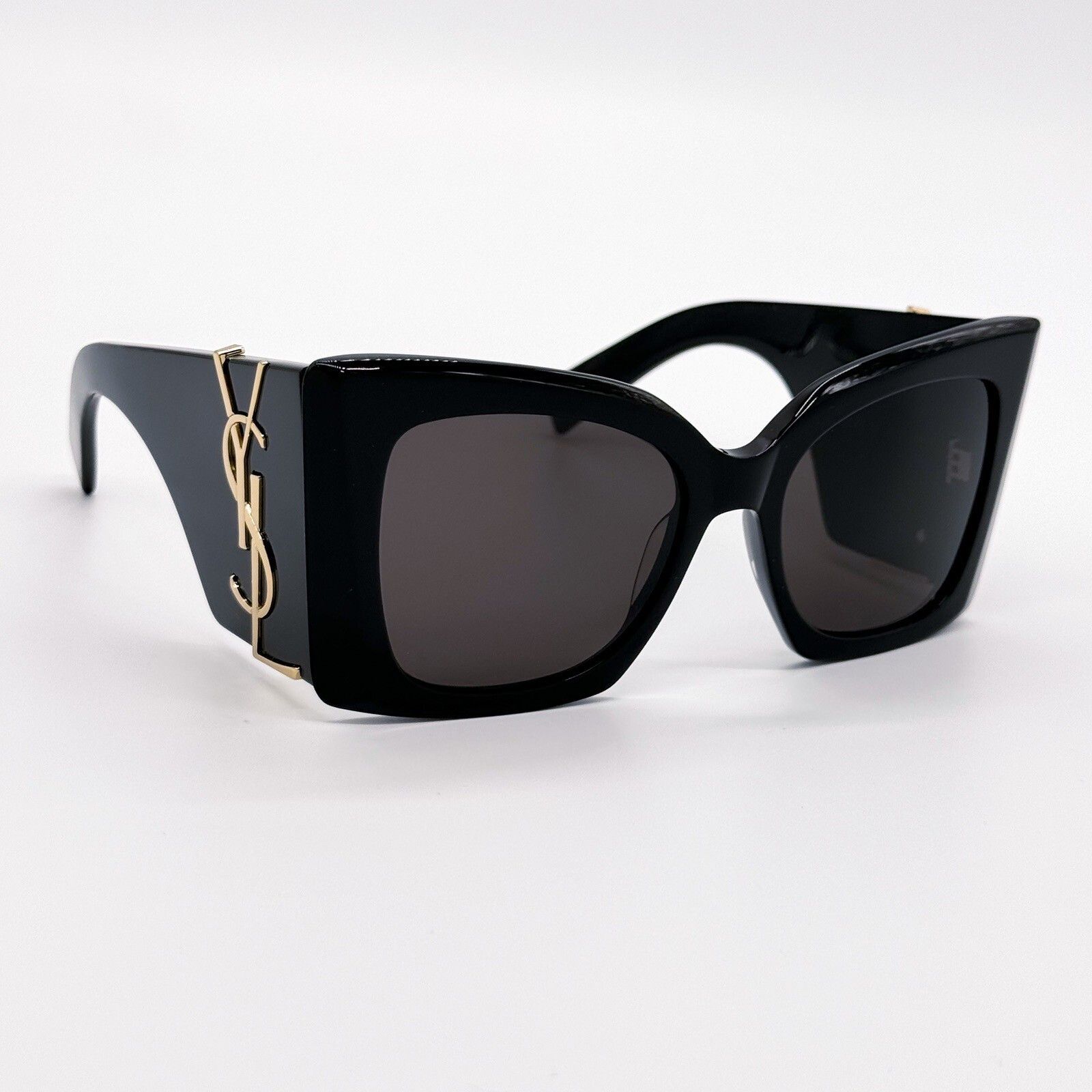 Saint Laurent Paris NEW SAINT LAURENT SL M119 BLAZE - 001 OVERSIZED SUNGLASSES() Size ONE SIZE - 8 Thumbnail