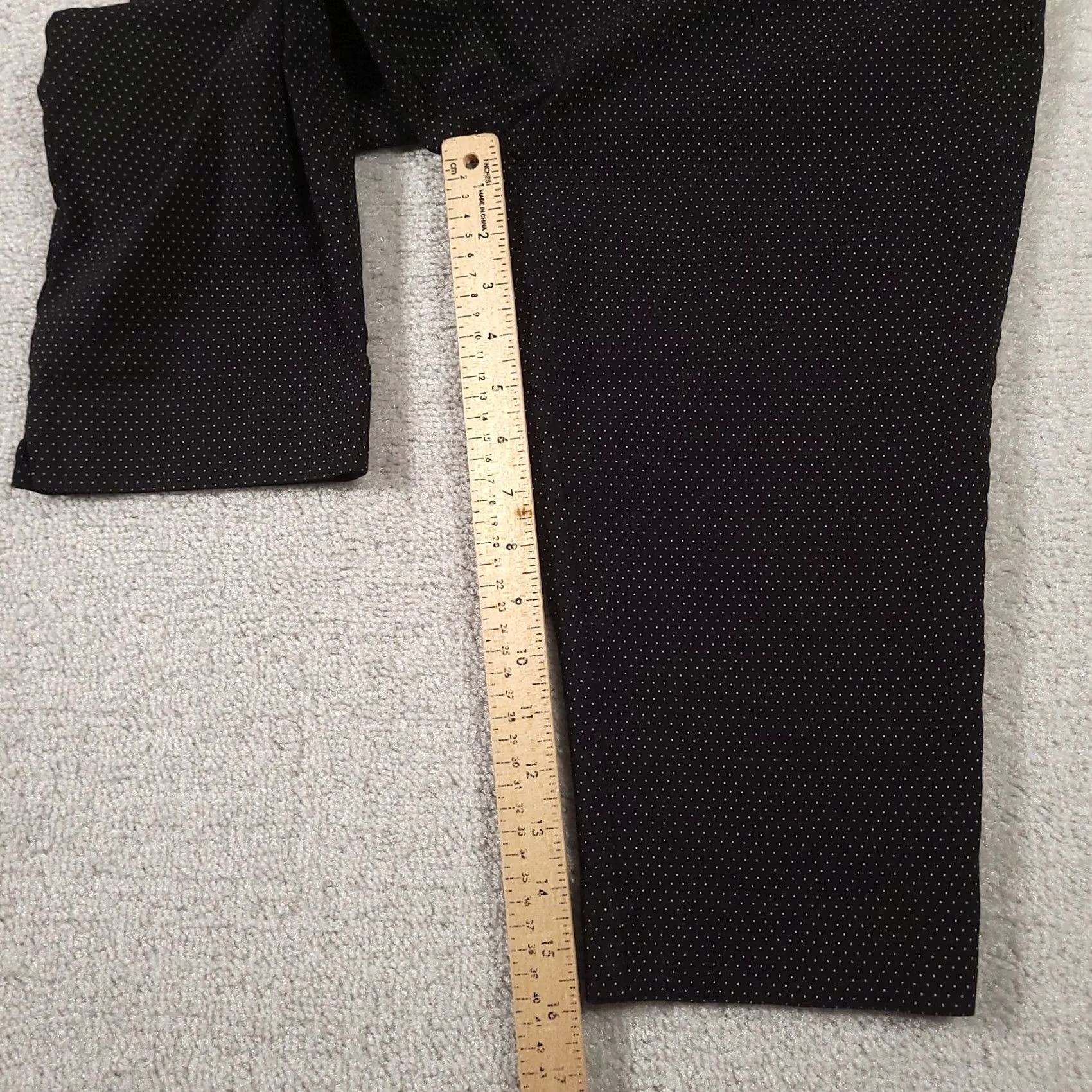 Vintage Chico's Pants Womens 1 Black Pull On Capri Polka Dot Stretch Pants Slim Straight Capri Ladies 16in Inseam Regular Fit Vintage No Size 25" / US 0 / IT 36 - 5 Thumbnail